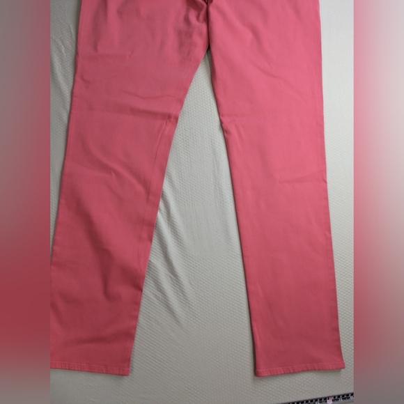 Sold - Picture 6 of 9